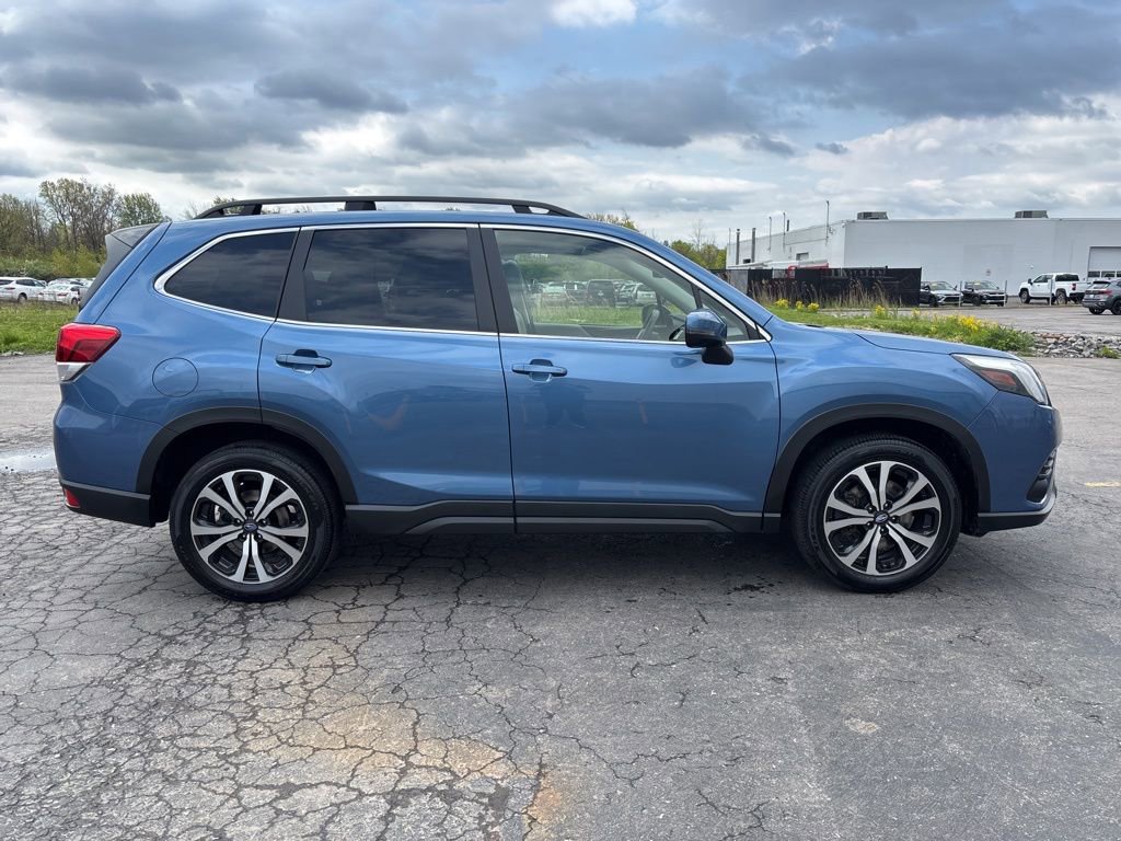 Used 2024 Subaru Forester Limited AWD/4WD image 8