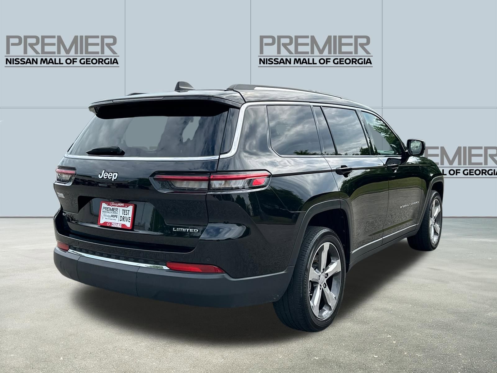 Used 2021 Jeep Grand Cherokee L Limited RWD image 4