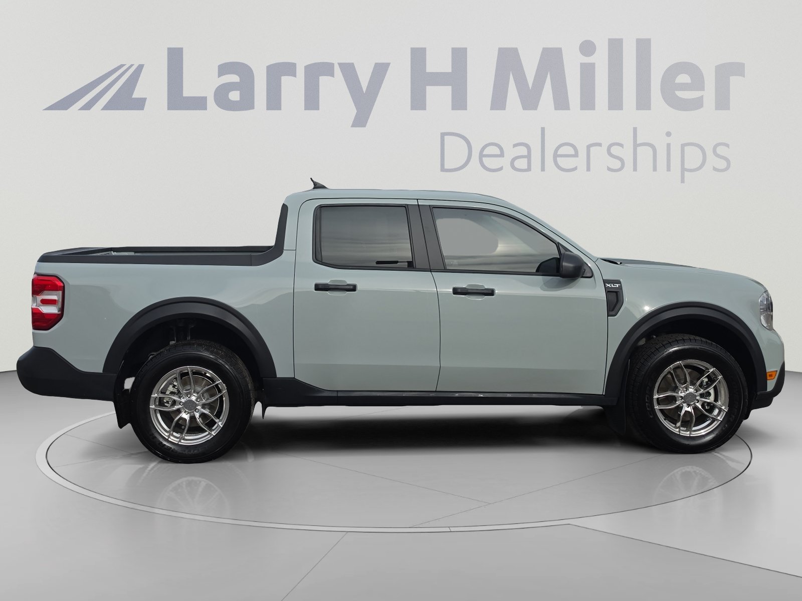 Used 2023 Ford Maverick XLT FWD image 6