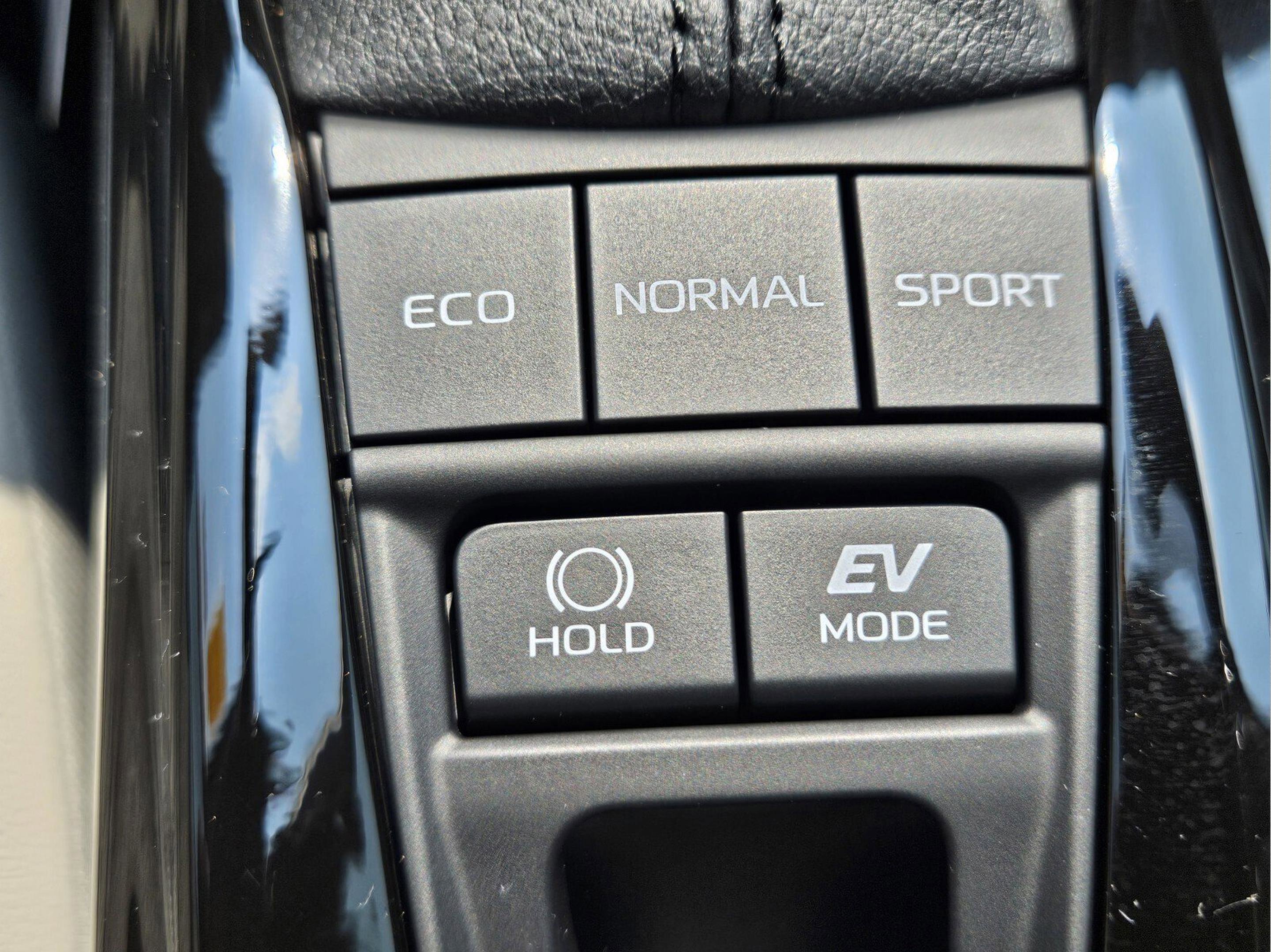 Used 2025 Toyota Camry XLE image 26