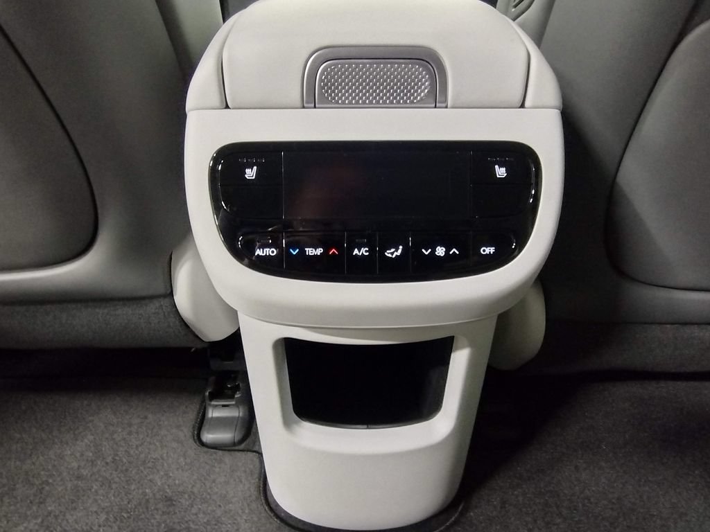 New 2026 Hyundai Ioniq 9 SEL AWD/4WD image 38