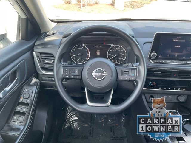 Used 2024 Nissan Rogue SV image 17