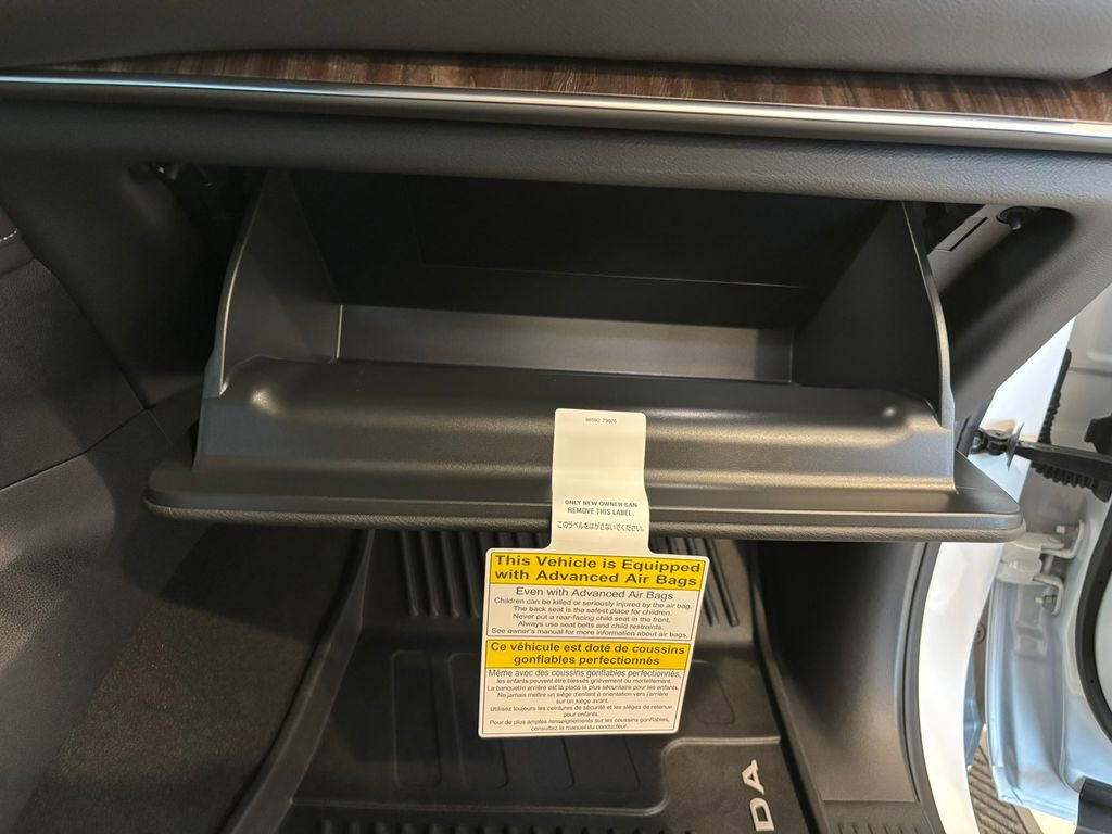 New 2026 Nissan Armada Platinum image 31