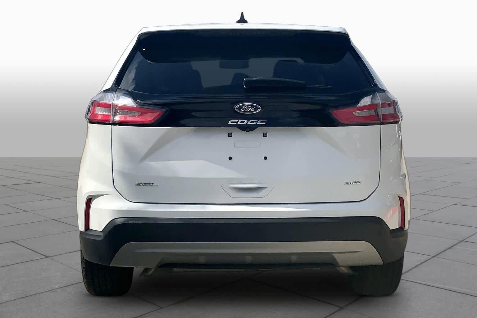 Used 2022 Ford Edge SEL AWD/4WD image 5