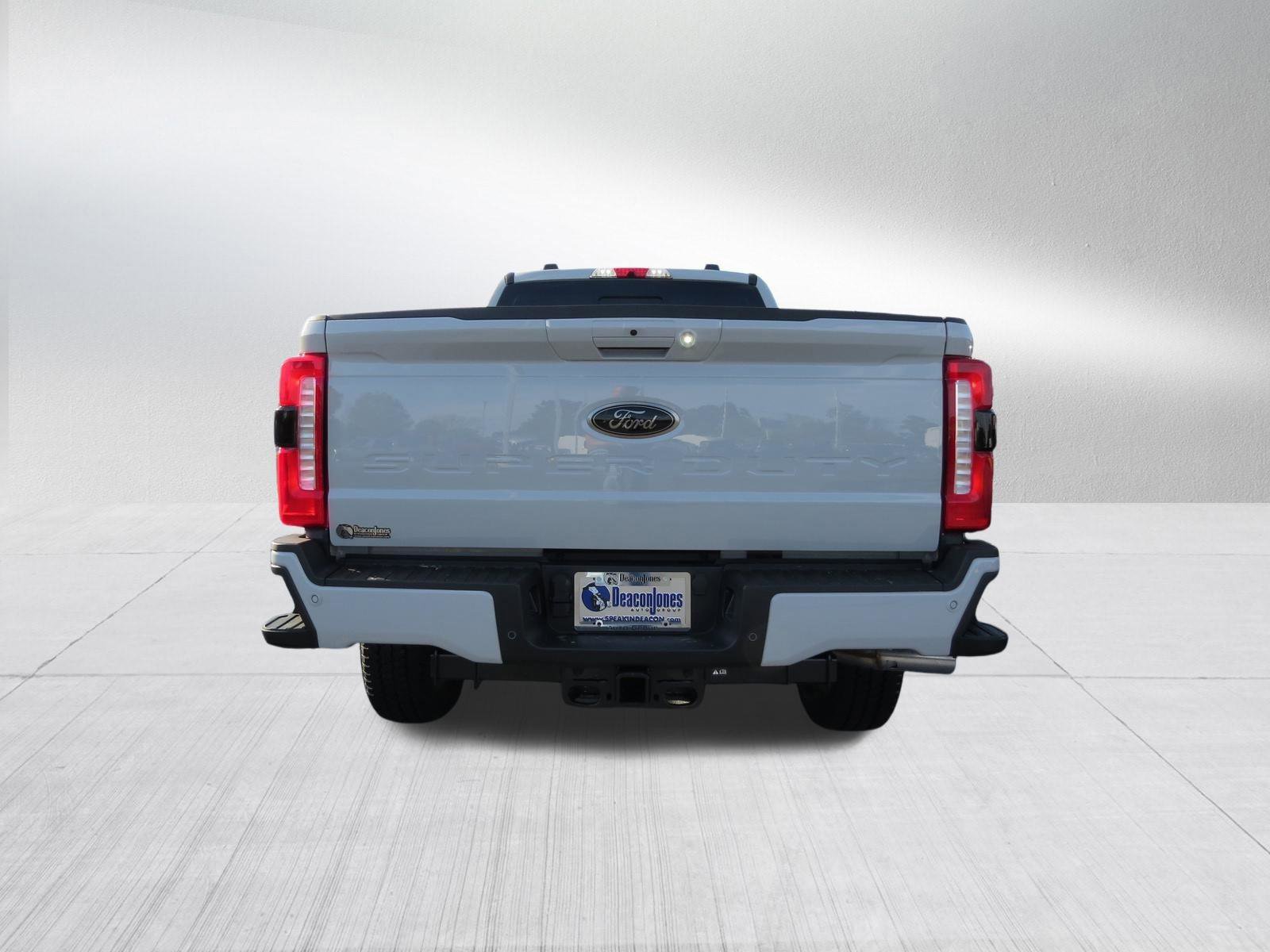 New 2025 Ford F250 Lariat w/ Lariat Ultimate Package image 4