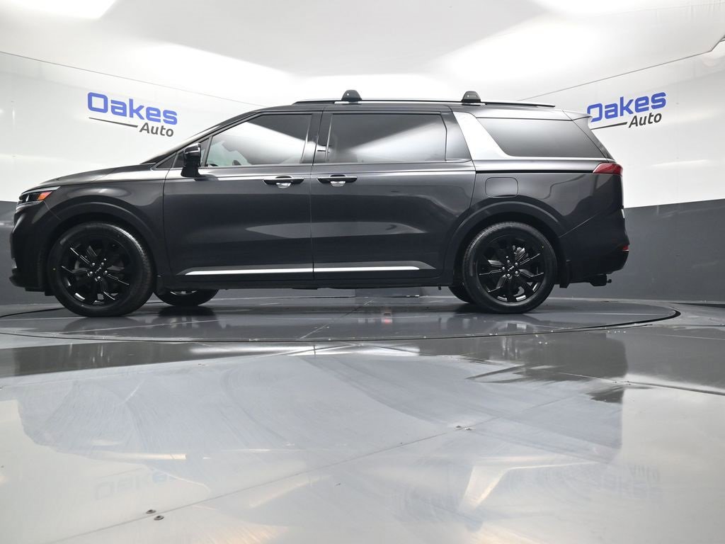 Certified 2022 Kia Carnival SX w/ Paint Protection Package image 44