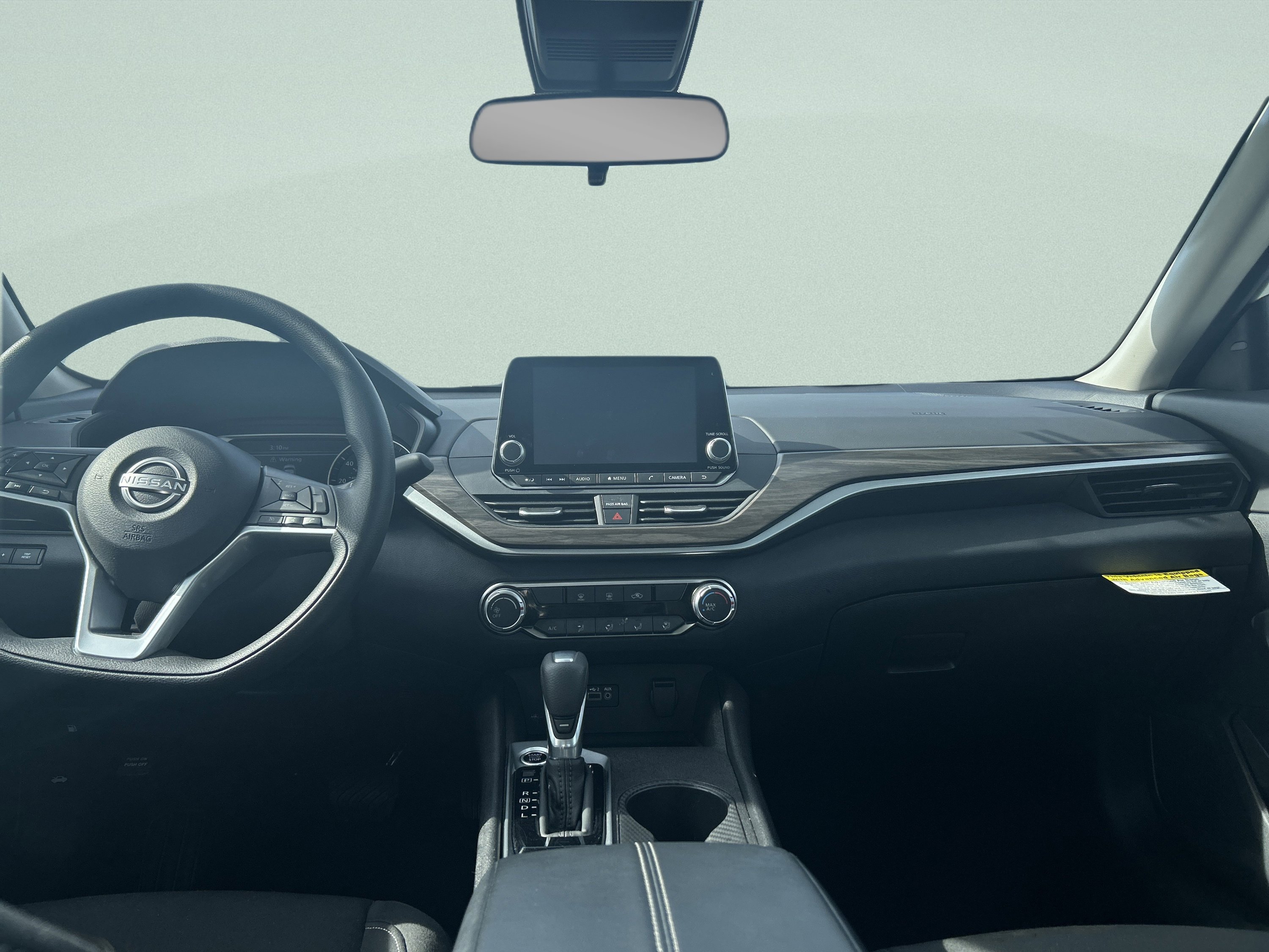 Used 2025 Nissan Altima 2.5 SV FWD image 17