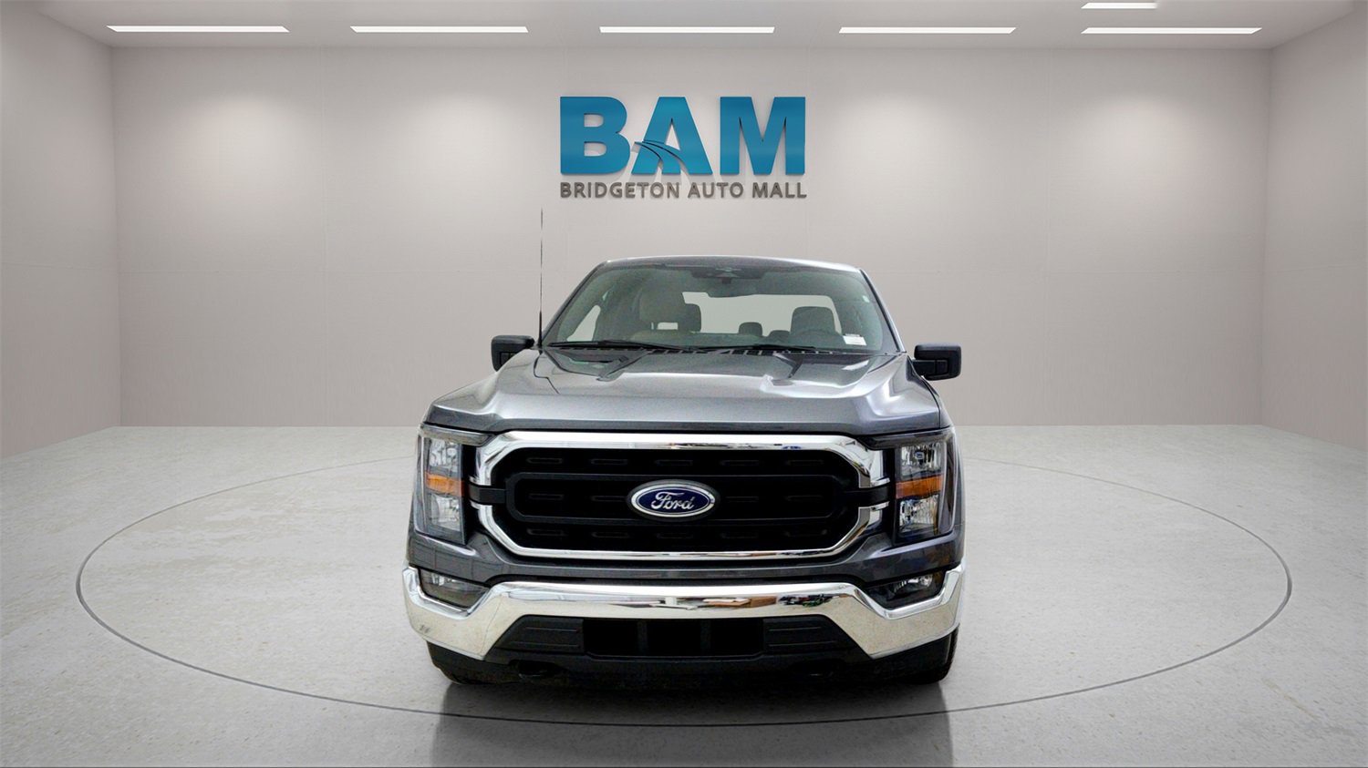 Used 2023 Ford F150 XLT image 2
