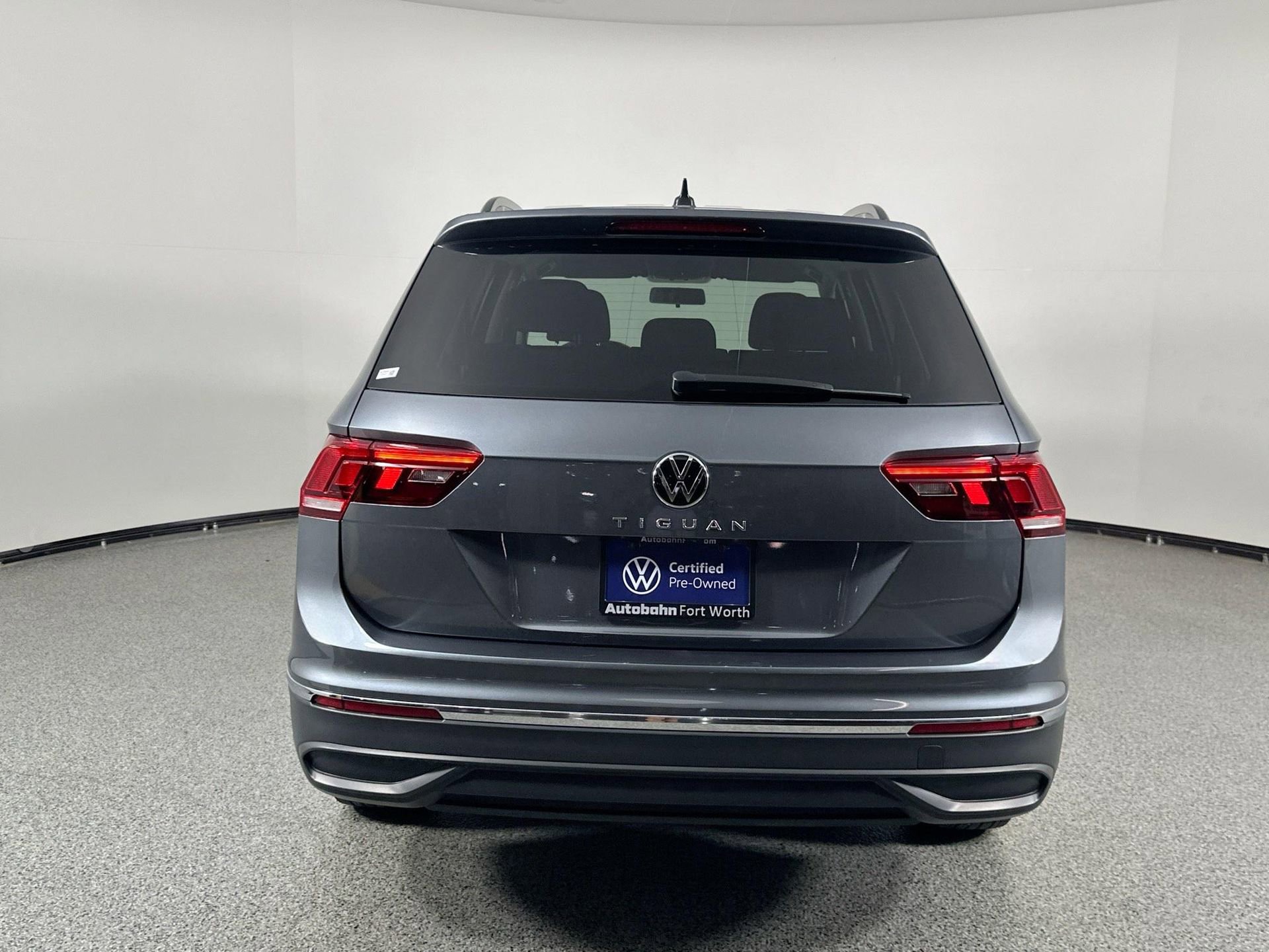 Certified 2022 Volkswagen Tiguan S image 5