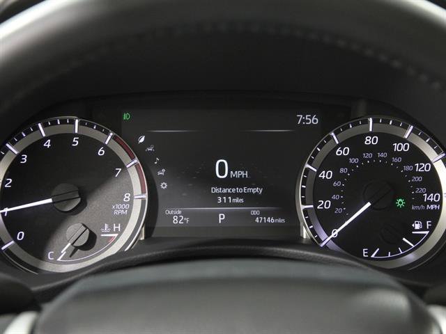 Used 2023 Toyota Highlander XLE image 8