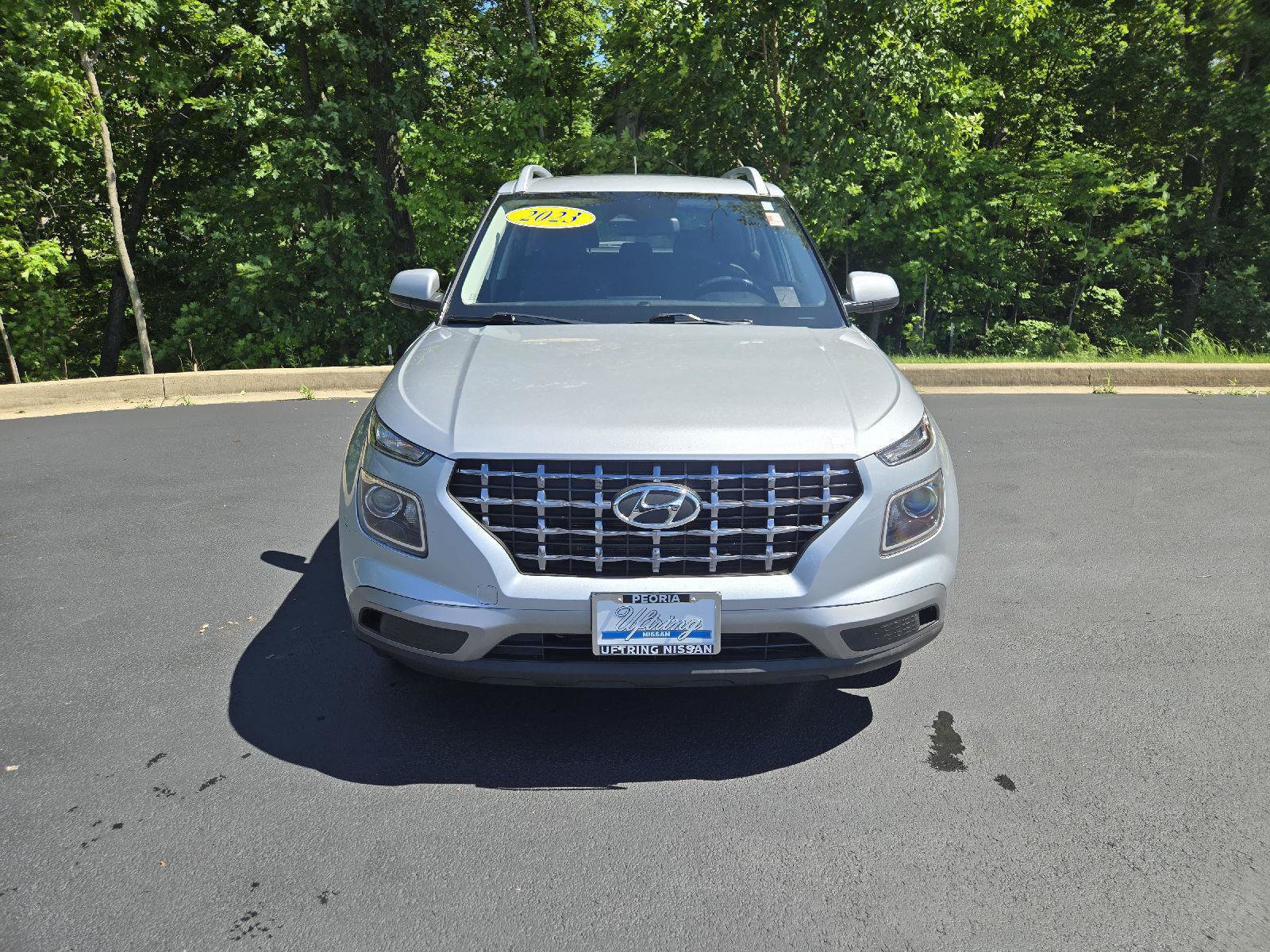 Used 2023 Hyundai Venue SEL FWD image 7