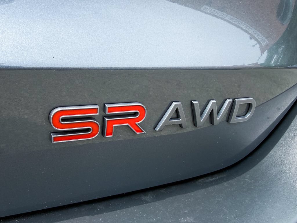 Certified 2025 Nissan Kicks SR w/ SR Premium Package AWD/4WD image 10
