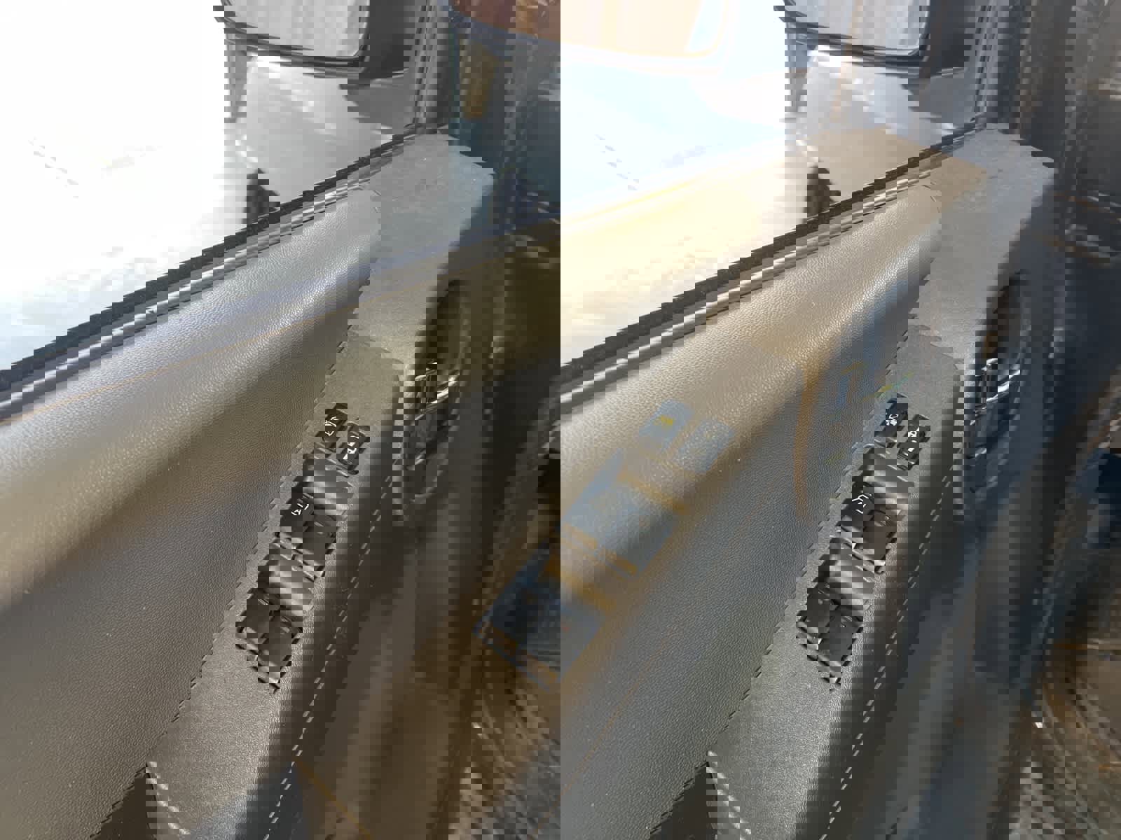 Used 2013 Nissan Xterra S w/ Value Package image 17