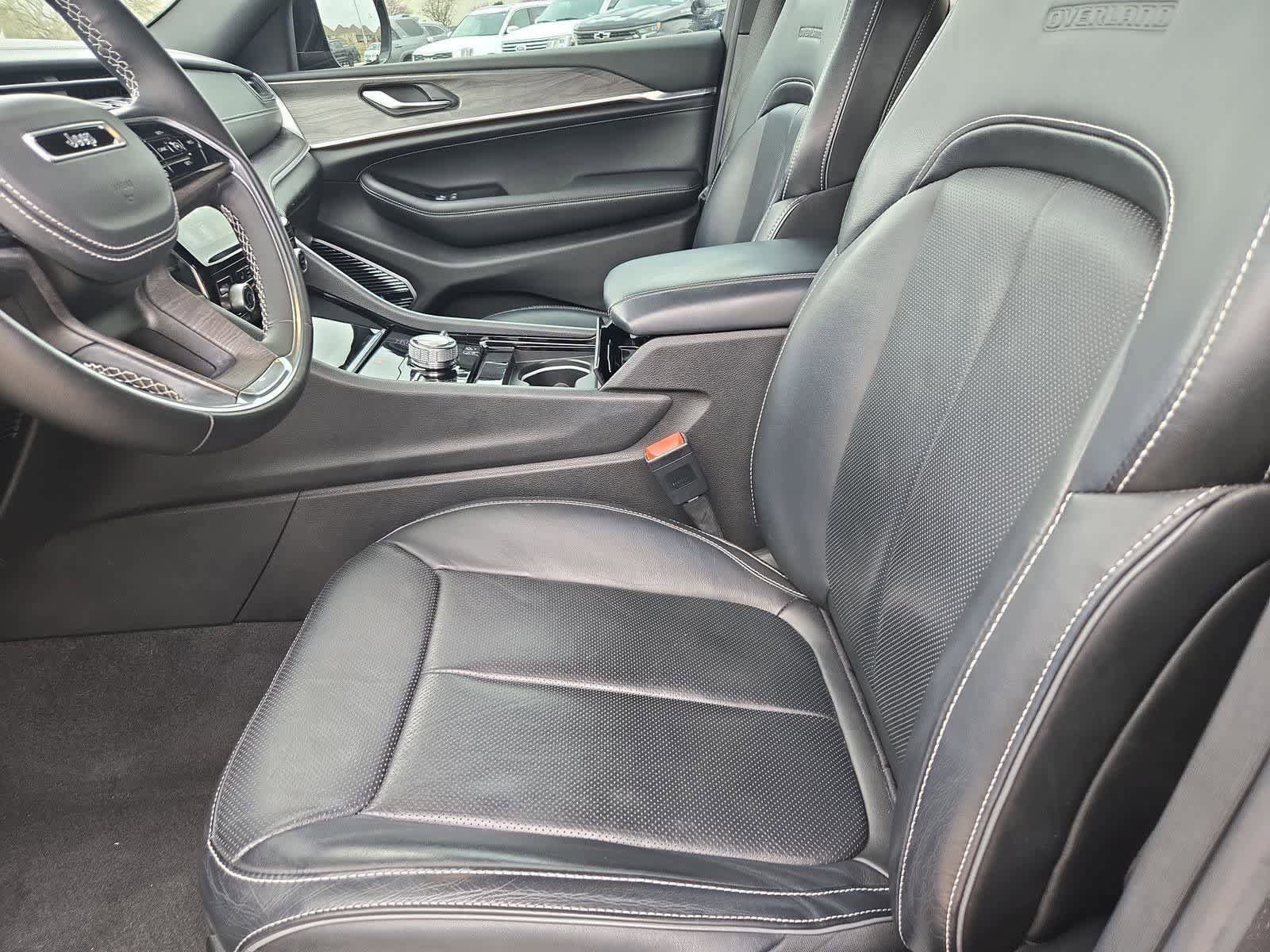 Used 2022 Jeep Grand Cherokee L Overland AWD/4WD image 15