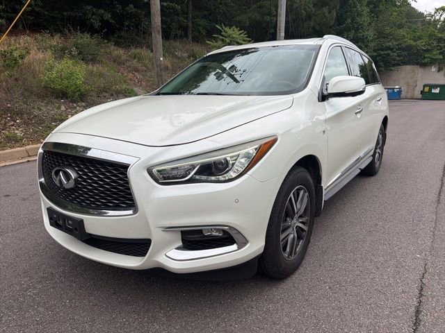 Used 2019 INFINITI QX60 Luxe w/ Essential Package FWD image 3