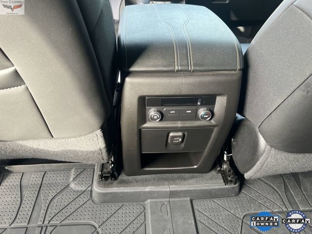 Used 2023 Chevrolet Traverse LT w/ Midnight/Sport Edition image 20