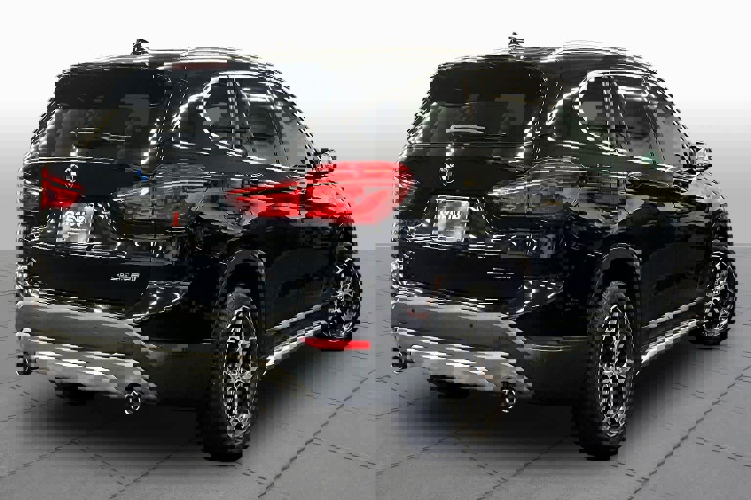 Used 2019 BMW X1 sDrive28i w/ Convenience Package image 12