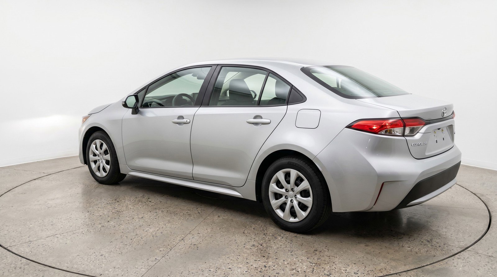 Used 2025 Toyota Corolla LE FWD image 6