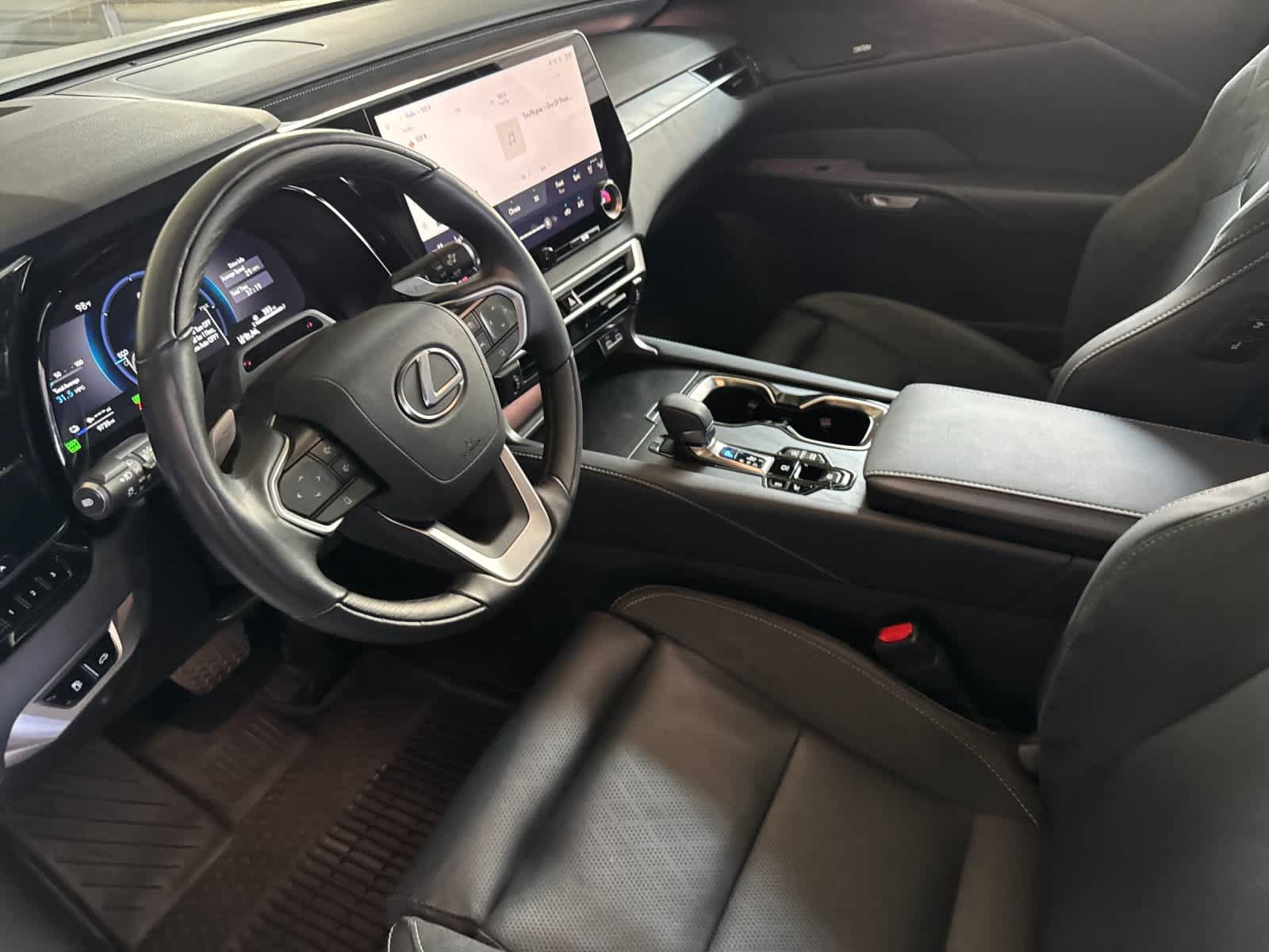 Certified 2025 Lexus RX 450h AWD w/ Convenience Package image 11