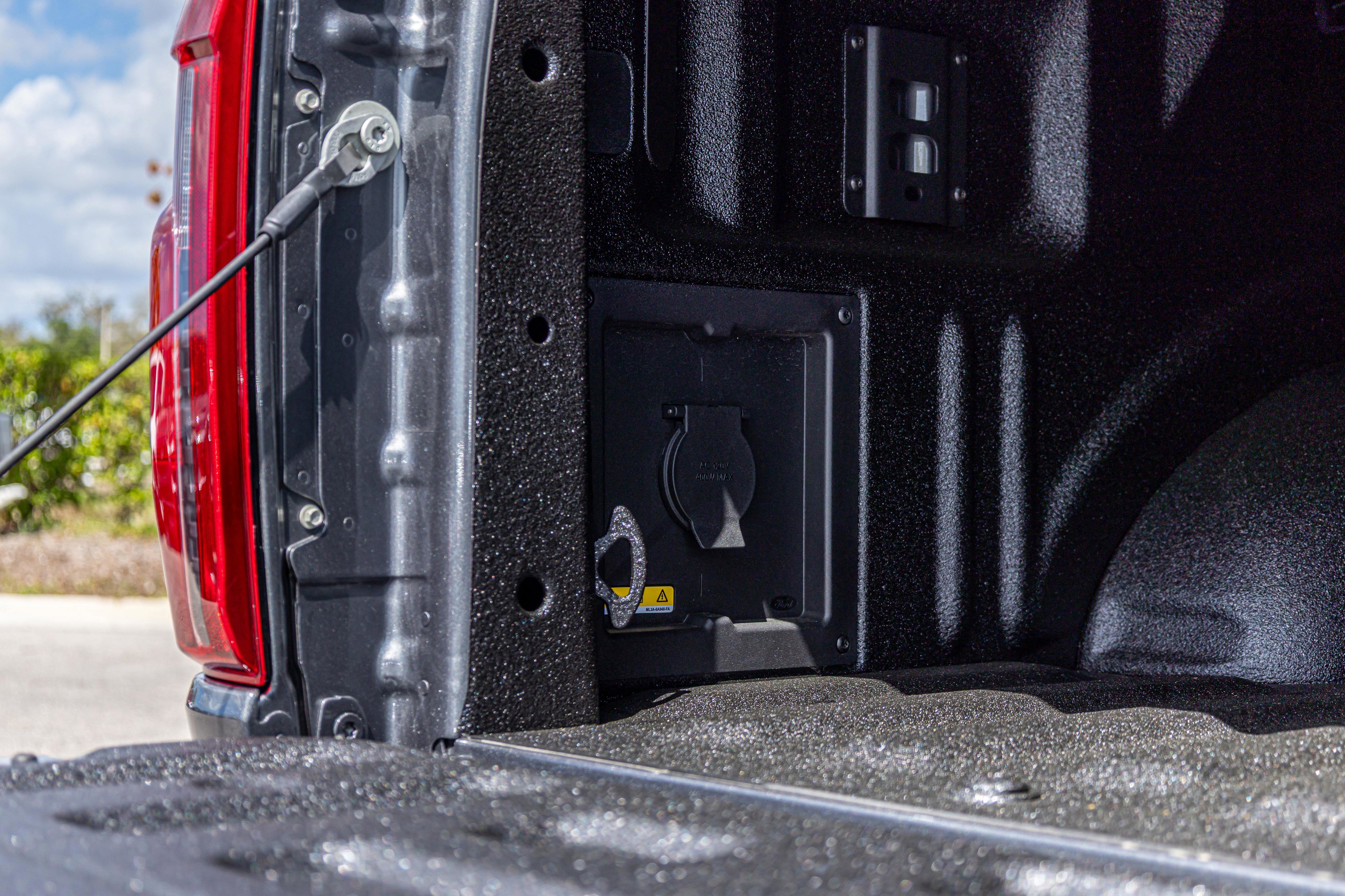 New 2026 Ford F150 XLT w/ Equipment Group 302A MID image 29