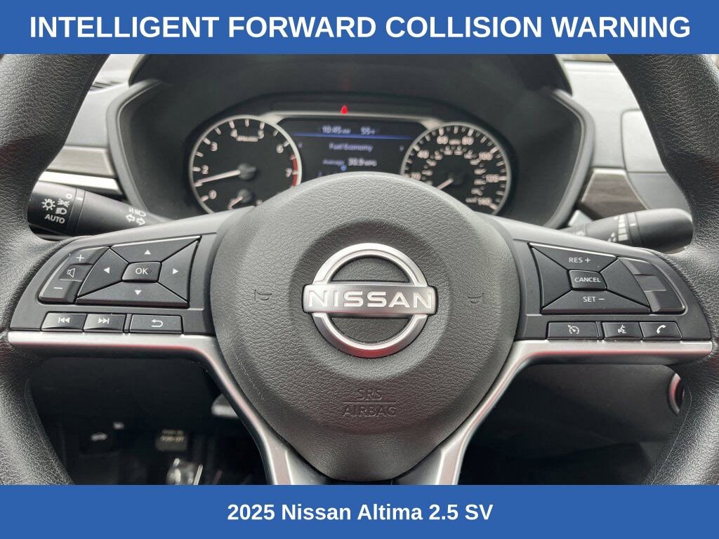 Used 2025 Nissan Altima 2.5 SV image 9