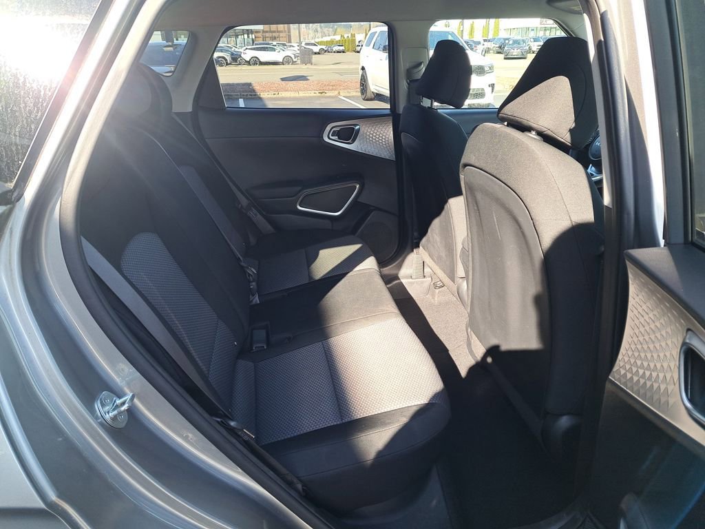 Used 2023 Kia Soul LX w/ Option Group 015 image 16