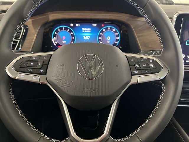 New 2026 Volkswagen Atlas SE FWD image 14