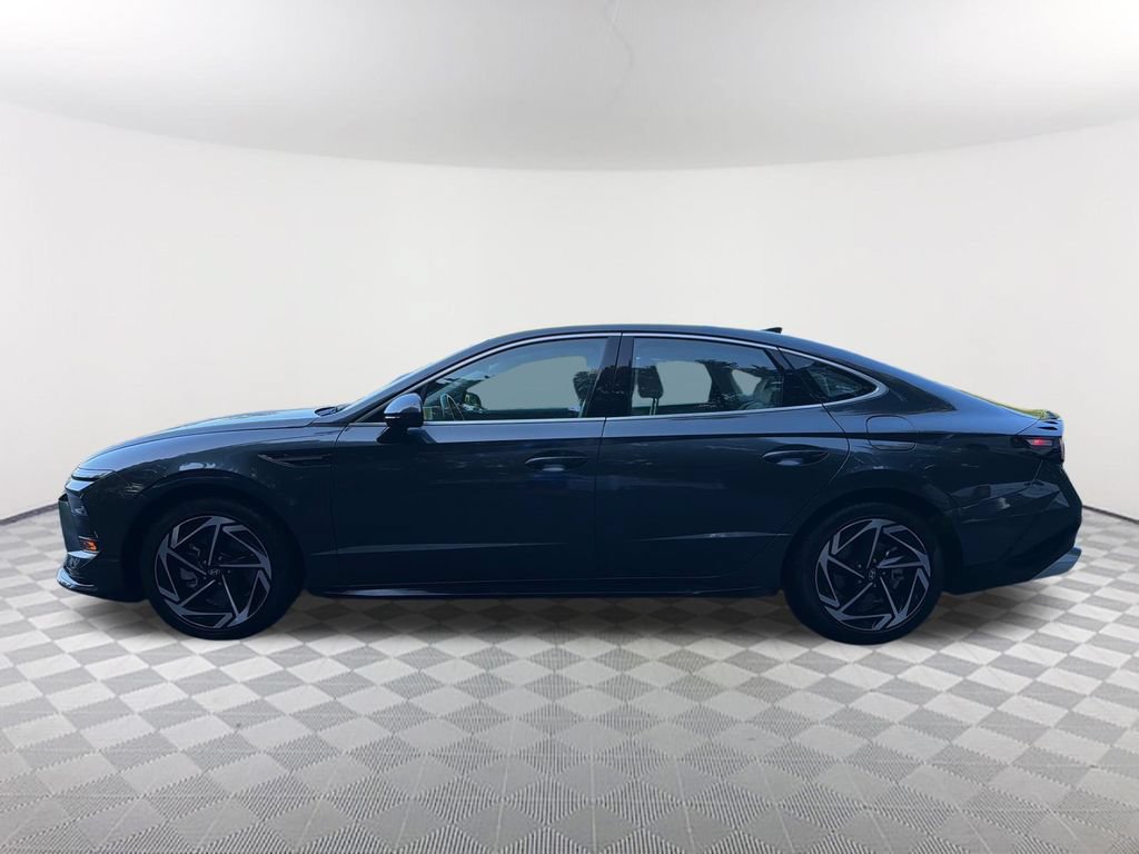 Used 2025 Hyundai Sonata SEL FWD image 8