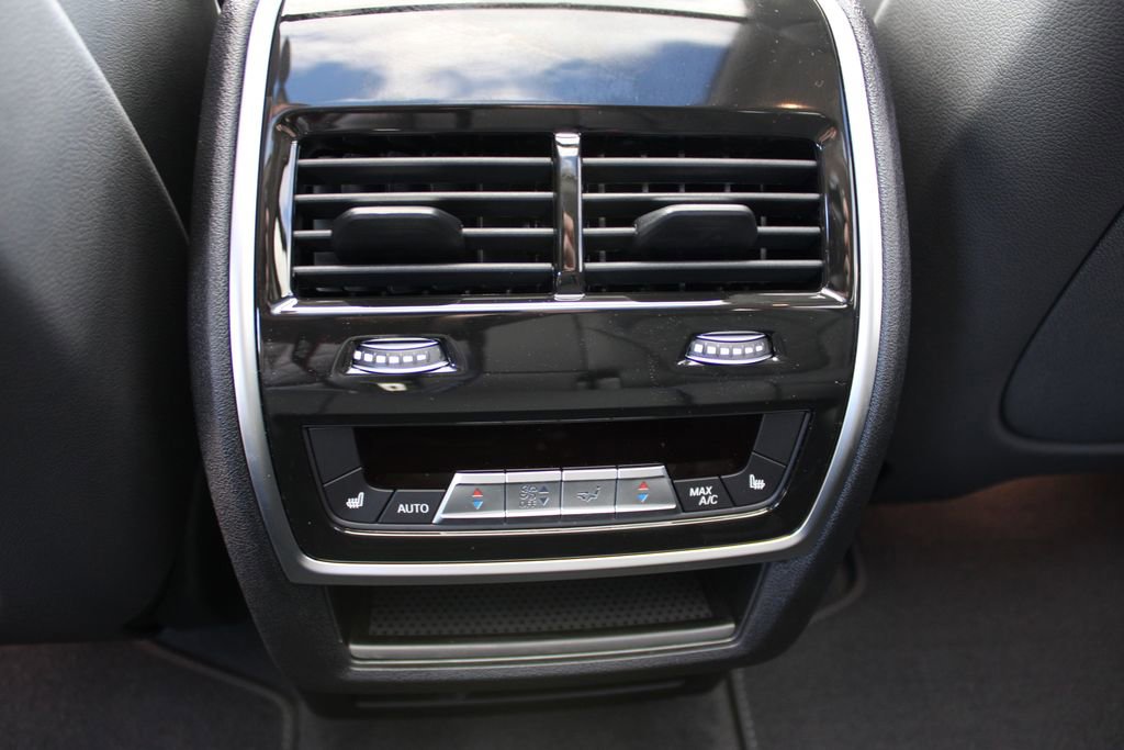 New 2026 BMW X7 xDrive40i image 39