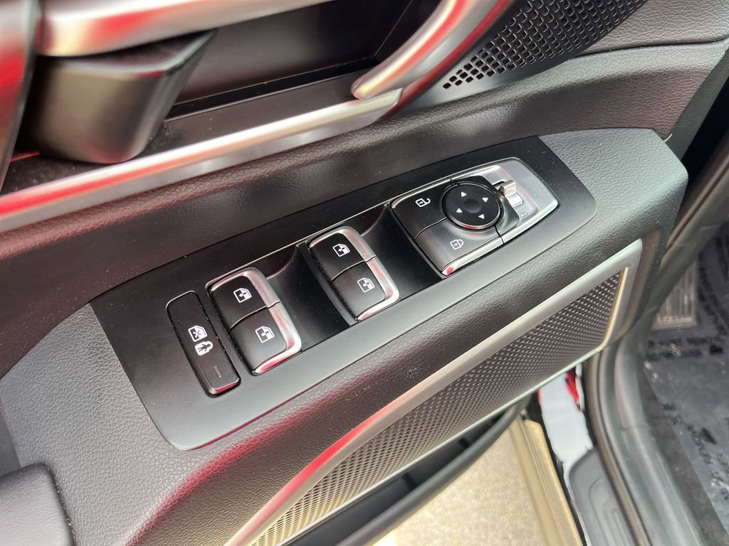 Used 2025 Kia Telluride S image 13