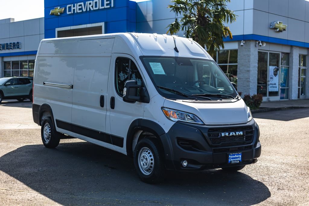 Used 2025 RAM ProMaster 2500 w/ Convenience Group FWD image 7