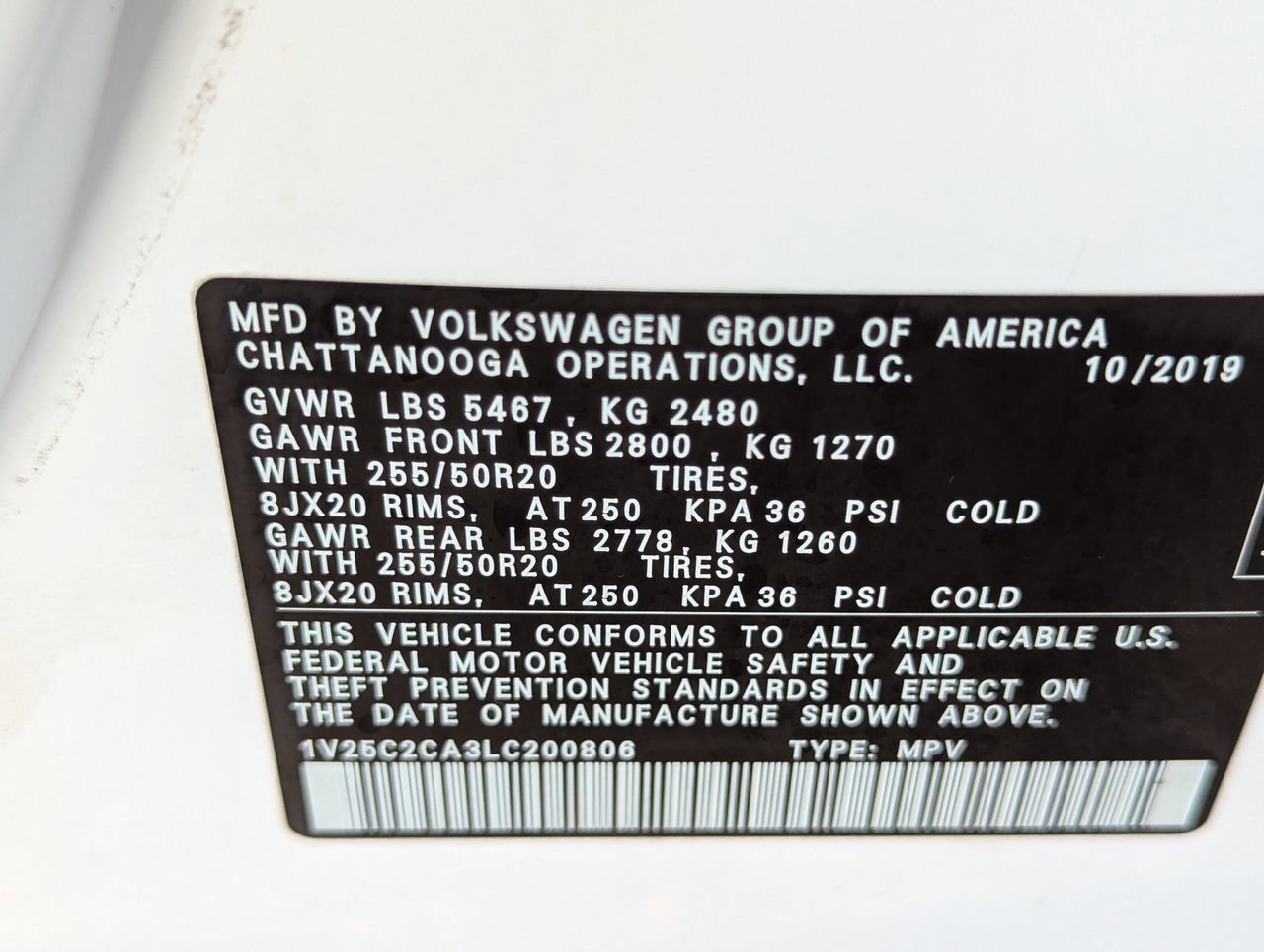 Used 2020 Volkswagen Atlas Cross Sport SE w/ Panoramic Sunroof Package image 32