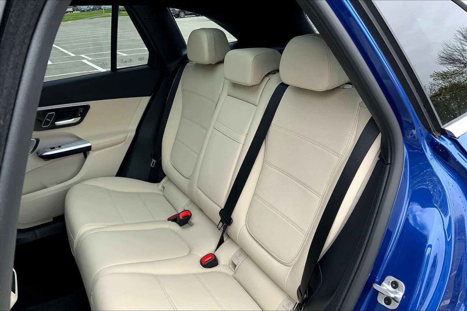 Certified 2025 Mercedes-Benz GLC 300 4MATIC image 13