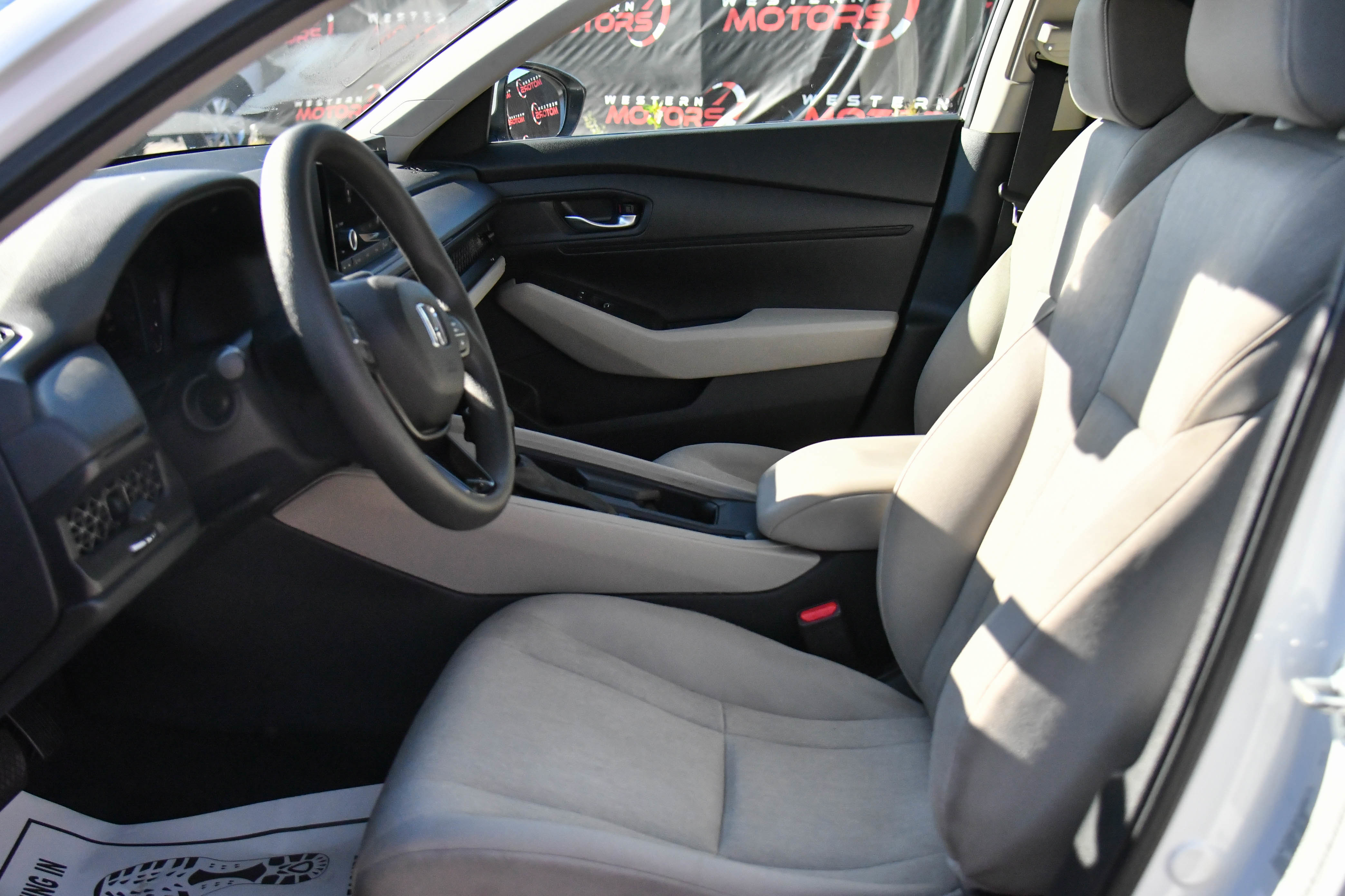 Used 2023 Honda Accord LX image 16
