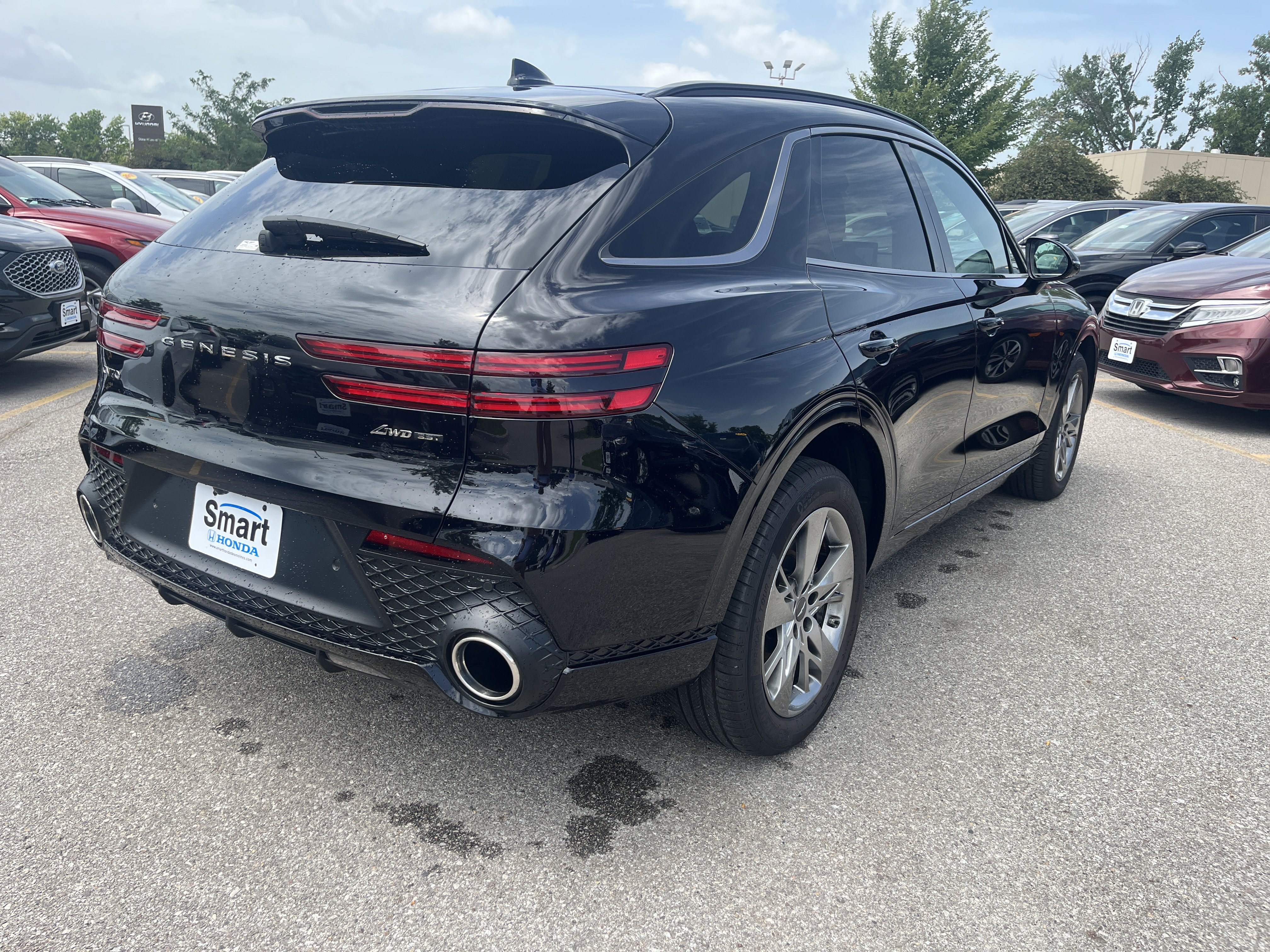 Used 2025 Genesis GV70 3.5T Sport AWD/4WD image 5