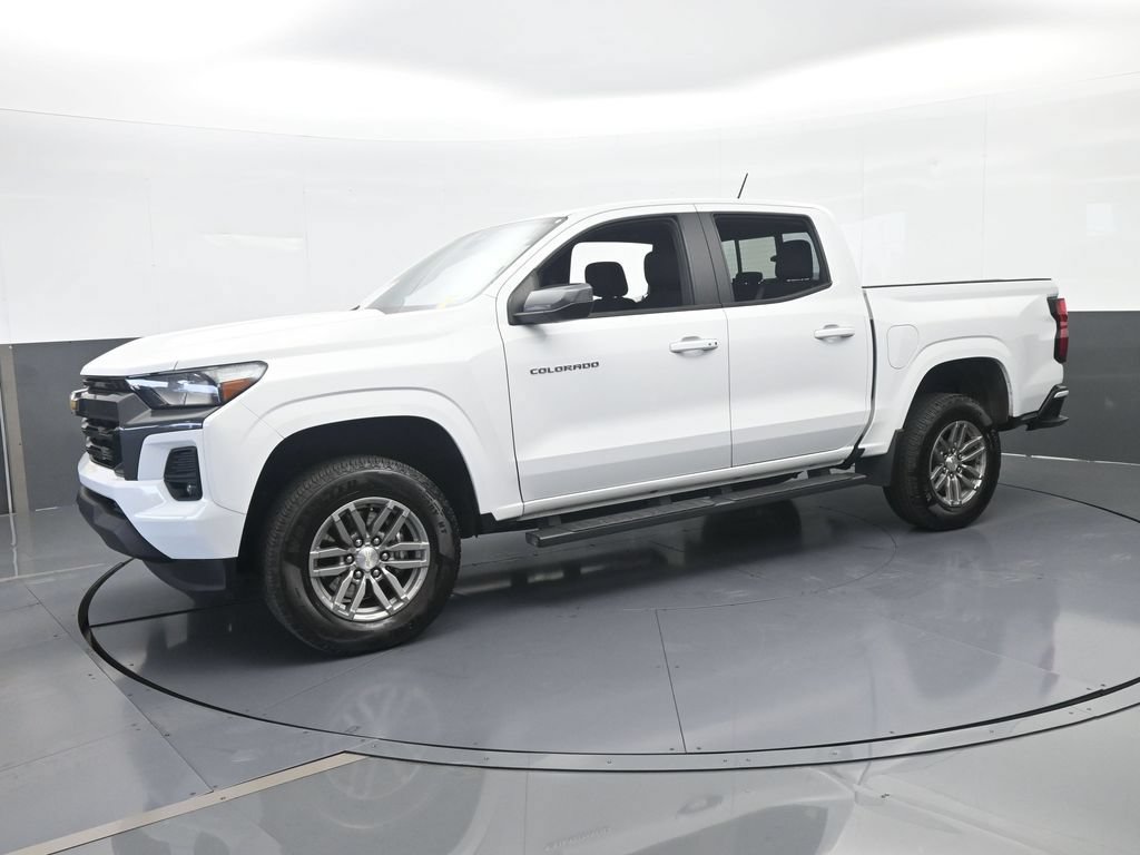 Used 2023 Chevrolet Colorado LT w/ LT Convenience Package RWD image 2