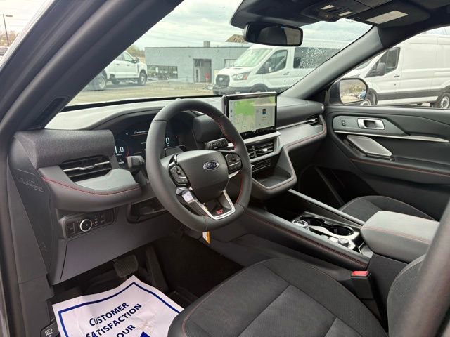 New 2026 Ford Explorer ST image 3
