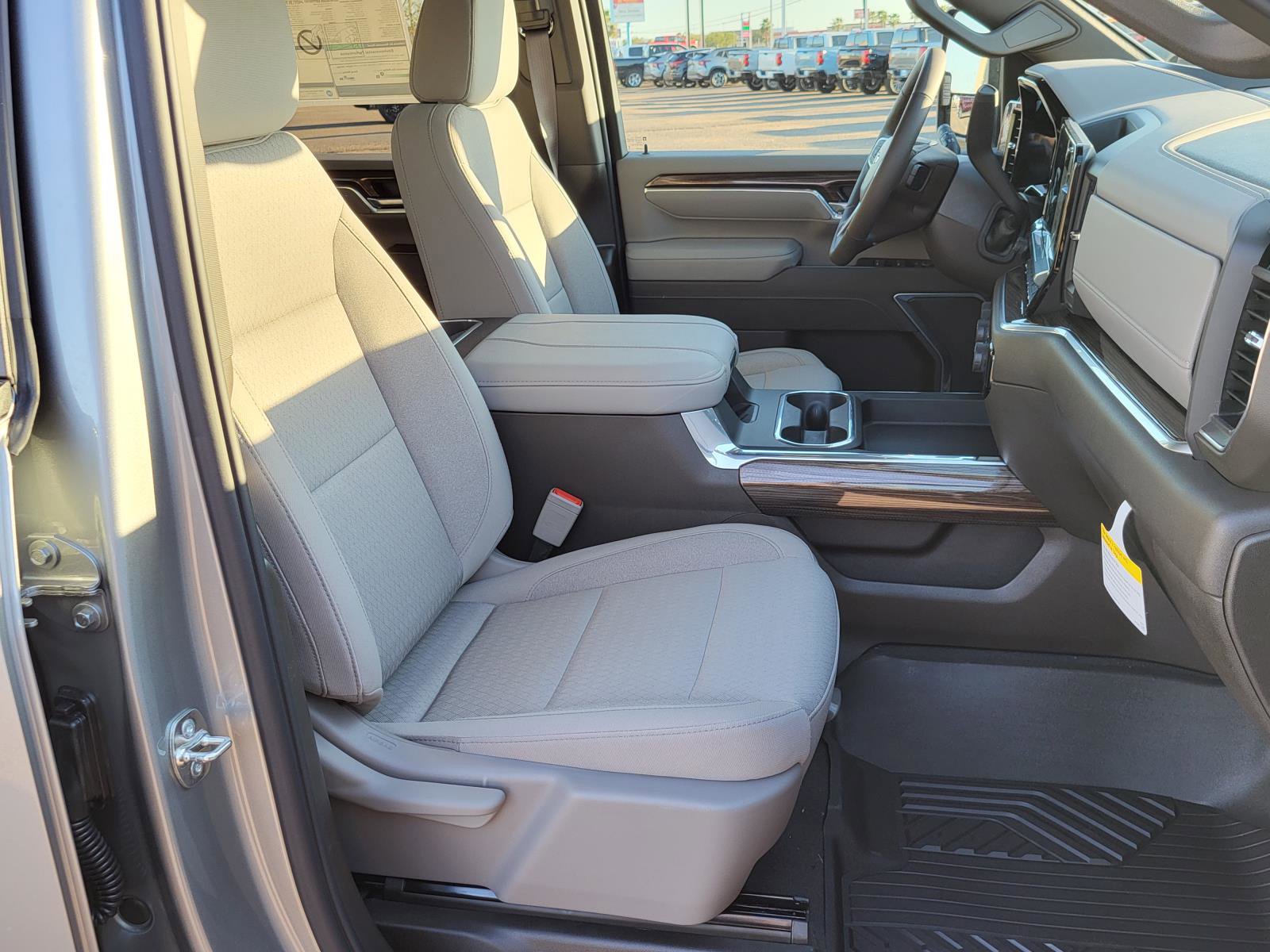 New 2026 Chevrolet Silverado 3500 LT w/ Convenience Package image 10