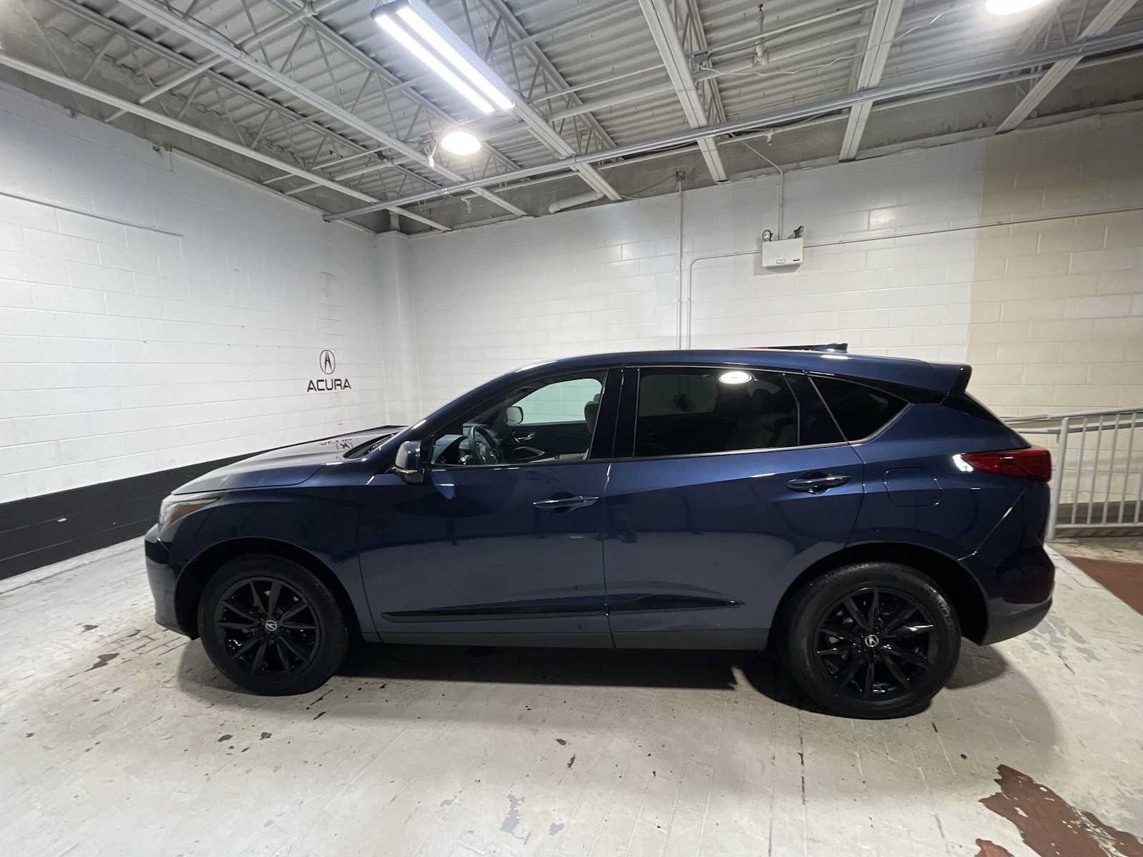Certified 2025 Acura RDX SH-AWD image 3