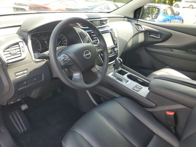 Certified 2024 Nissan Murano SV w/ SV Midnight Edition Package image 17