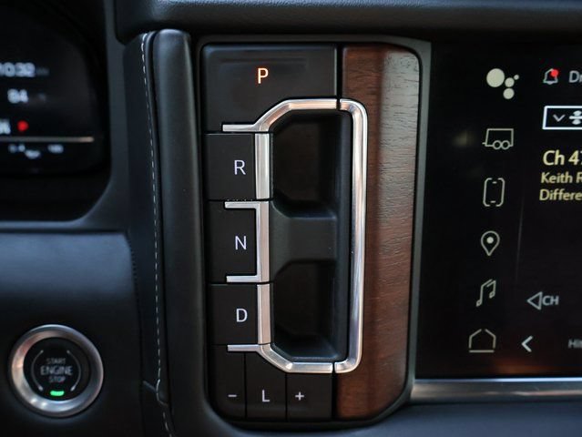 Used 2024 GMC Yukon Denali Ultimate AWD/4WD image 31