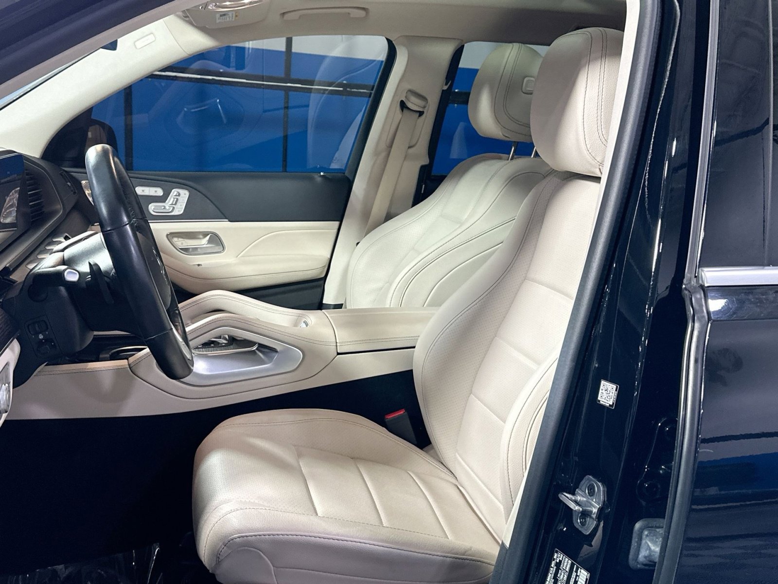 Used 2021 Mercedes-Benz GLS 450 4MATIC image 13