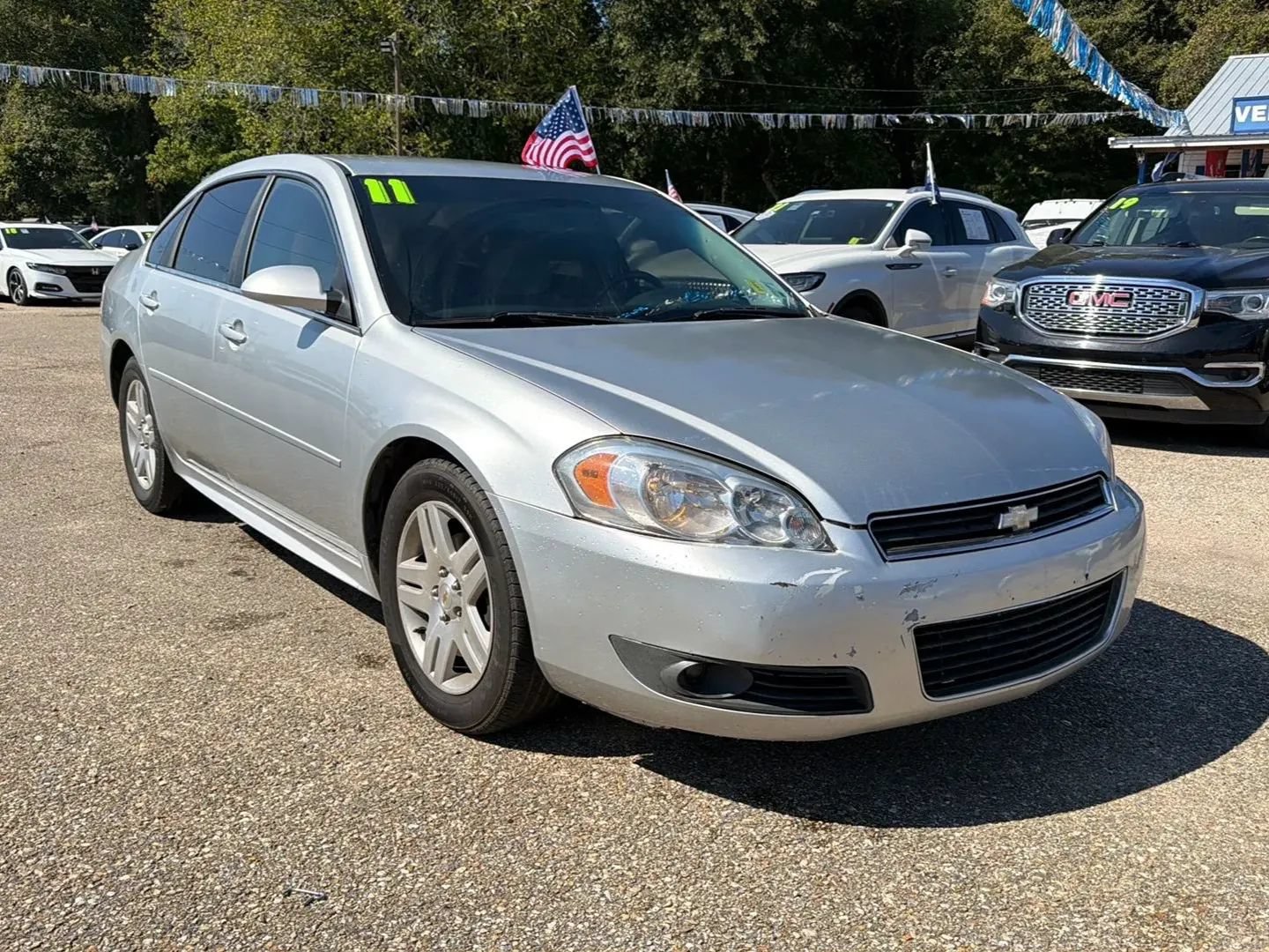 Used 2011 Chevrolet Impala LT FWD image 4
