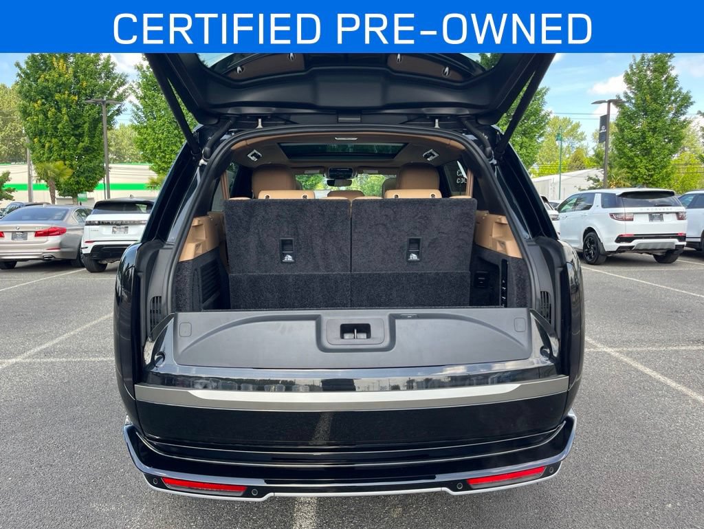 Certified 2025 Land Rover Range Rover Long Wheelbase SE AWD/4WD image 8