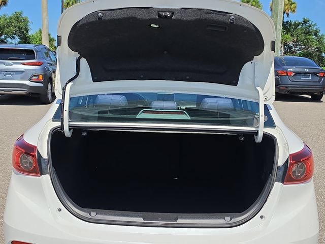 Used 2015 MAZDA MAZDA3 i Touring w/ Technology Package FWD image 7