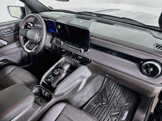 Used 2023 Chevrolet Colorado Z71 w/ Z71 Convenience Package 2 AWD/4WD image 30