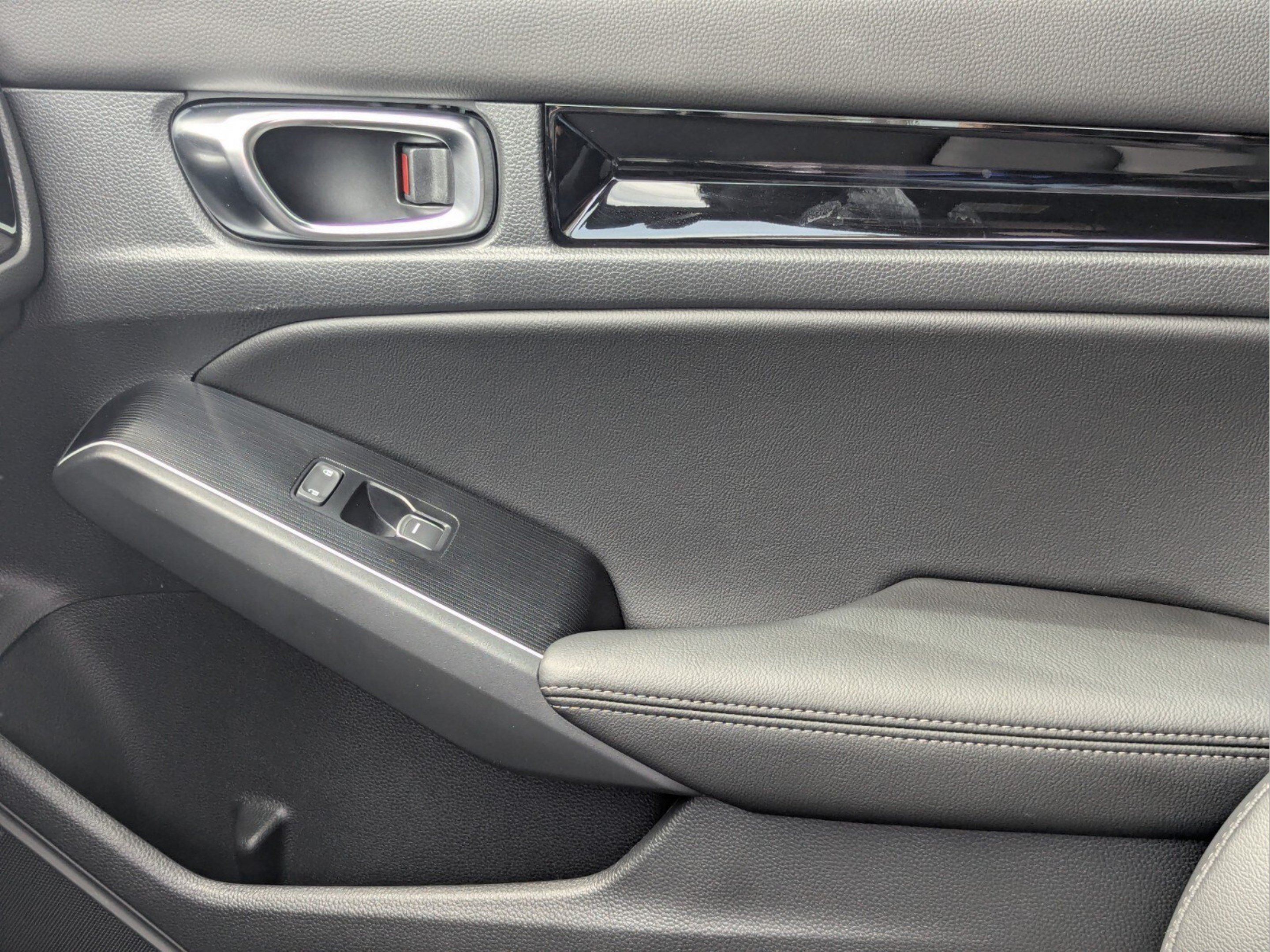 Used 2025 Honda Civic Sport Touring image 29