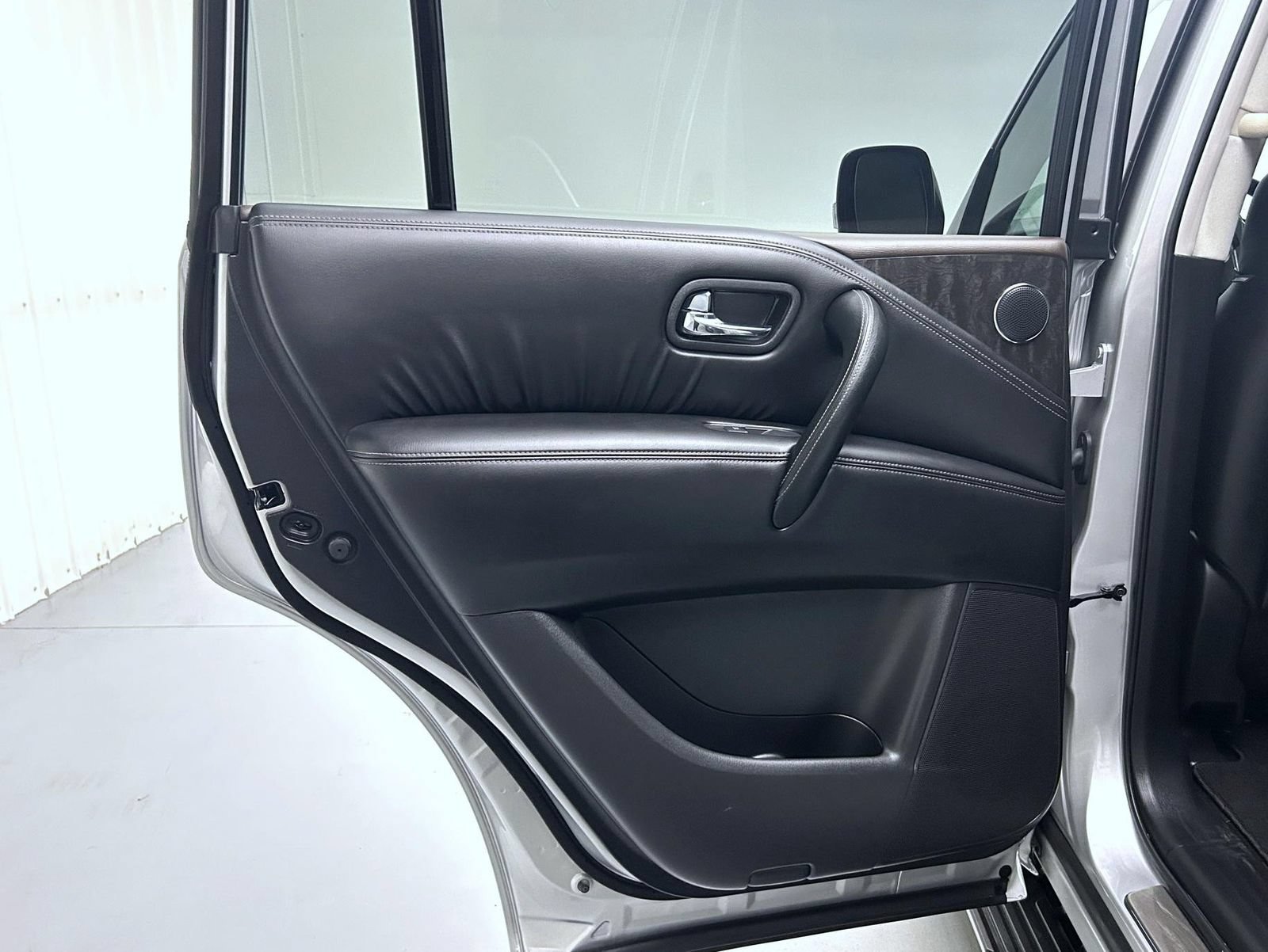 Used 2021 Nissan Armada Platinum w/ Captain's Chairs Package AWD/4WD image 21