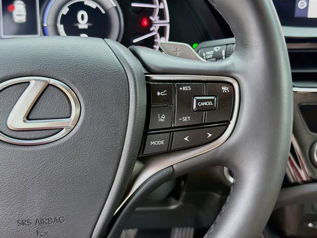 Used 2022 Lexus ES 300h w/ Premium Package FWD image 38