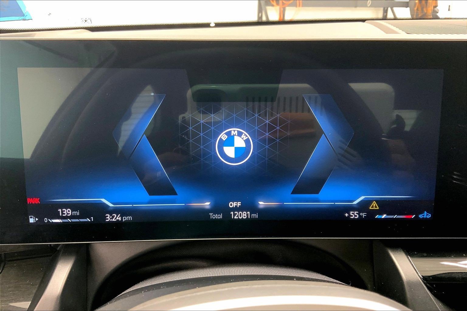 Used 2024 BMW 530i xDrive w/ Convenience Package AWD/4WD image 19